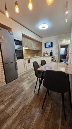 Сдам шикарную2х ком кв-ру в Радужном - фото 1