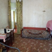 Продам 2-к квартиру на 2-м єтаже пр.Поля (Кирова) дешево без риелтора Дніпро