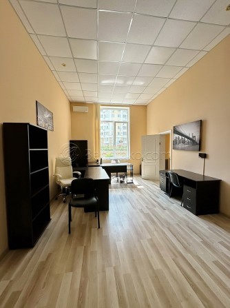 Просторный офис в Ж/К «Звездный городок». - фото 1