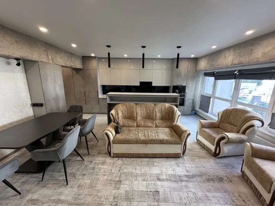 Продаж 3-к квартири вул. Глибочицька 13 Київ