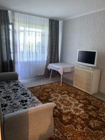 Оренда  1 кімнатної квартири  на Проспекті Незалежностіі/ 11 школа - фото 1