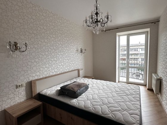 3-кімнатна Тичини Івано-Франківськ