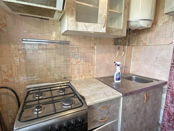 Здам 2-кімнатну центр