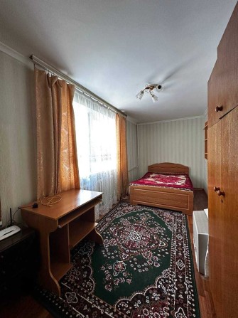Оренда 2к квартира біля парку Покровський - фото 1