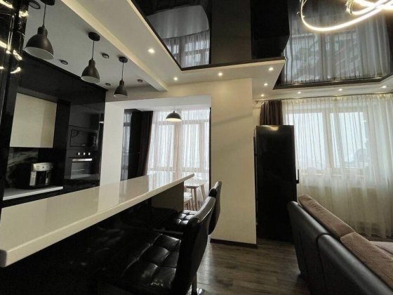 Здам в оренду 4-кімнатну дворівневу квартиру Ивано-Франковск