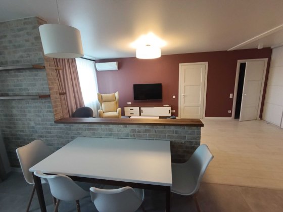 2-кімнатна квартира (+ є гараж!) Ровно