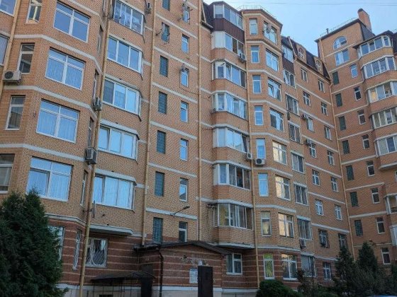 Оренда просторої 4 кім. квартири в центрі міста. Авт. газове опалення! Рівне