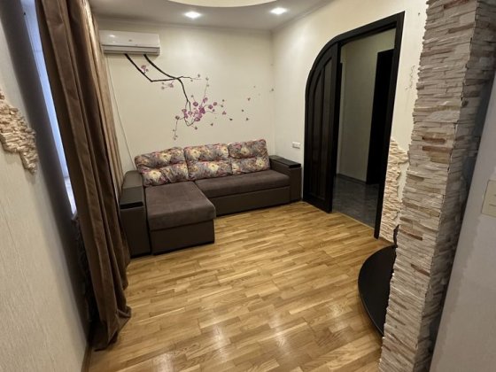 Сдам двушку с ремонтом Соцгород. Кривий Ріг