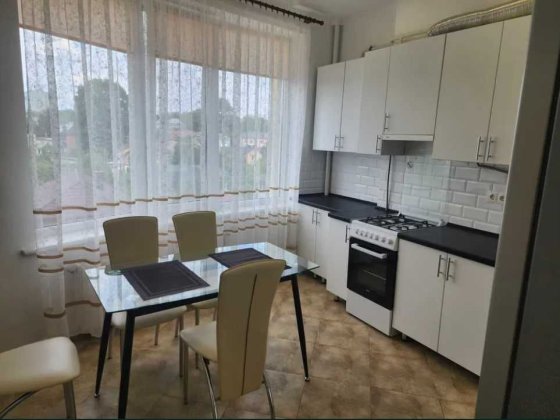 Оренда 1 кім. Центр .Квітки Основ’яненка