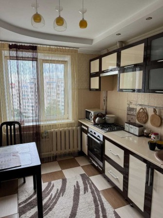 Оренда 3-кімнатної квартири по вул. Г. Крут - фото 1