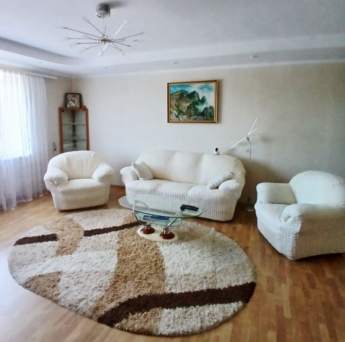 Оренда великої 3к квартири в елітному будинку - фото 1
