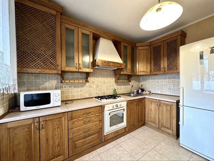 Оренда 3кім квартири в центрі вул. Бельведерська - фото 1