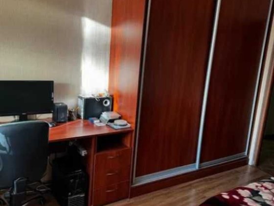 Оренда в Центрі 1 кім. 2 поверх . Рівне