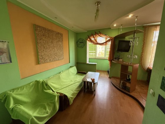 Центр! Трикімнатна квартира з ремонтом! Полтава