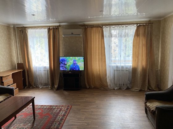 От собственника. Сдам квартиру студию , центр Соцгорода, около рынка. Кривий Ріг