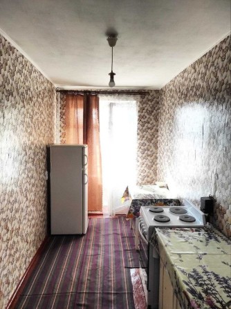 В оренду 1-кімнатна квартира по вул. Ковпака, 7 поверх - фото 1