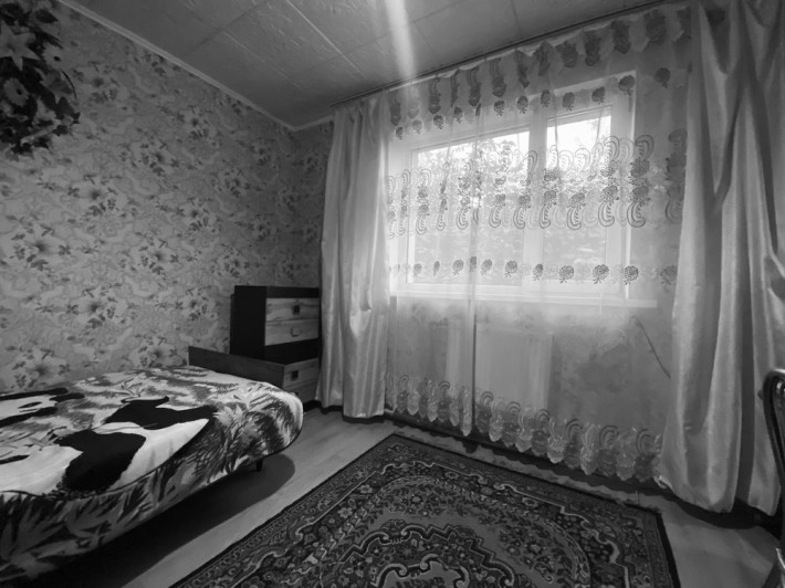 Однокімнатна квартира у приватному будинку - фото 1