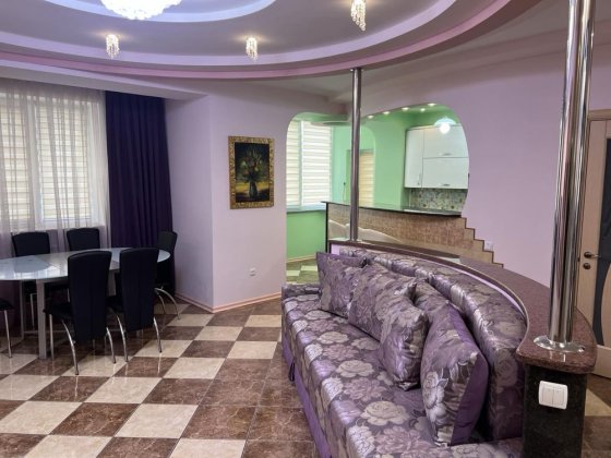 Здається 3 кімнатна квартира в новобудові Чернівці