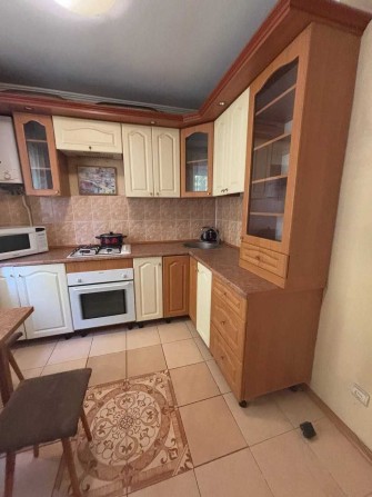 Оренда 2-кімнатної в ЦЕНТРІ. Квартира з меблями та технікою - фото 1