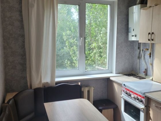 Сдається 2-кімнатна квартира Чернігів