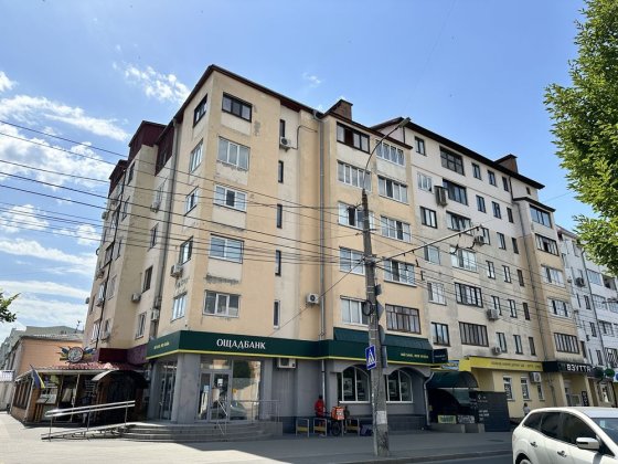 3кім. кварира в центрі вул. Княжа Чернігів