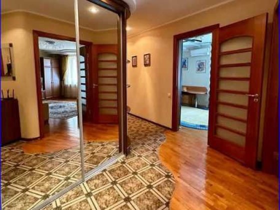 Здається 2 кімнатна Б.Вишневецького 95 Черкассы