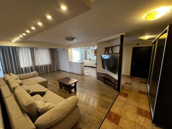 Пропонуємо в оренду чудову 3-ох кімнатну квартиру . Черкаси