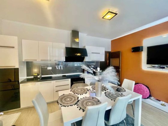 Перша здача! Шикарна 2-х 98 кв.м Р-н 5-ти кути. Дизайнерський ремонт. Чернігів