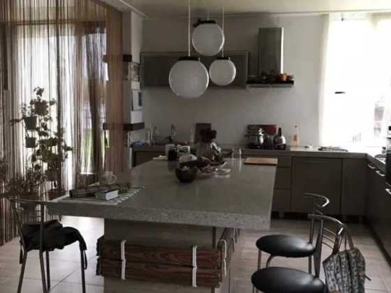 Здається якісний будинок в спокійному районі. 220 кв.м. Преміум клас. Винница