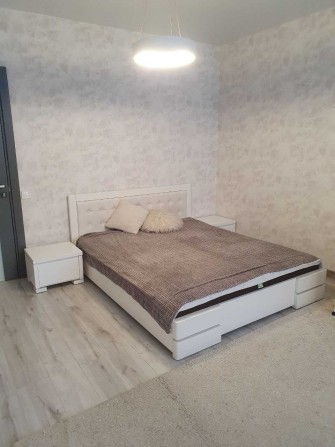 Однокімнатна, 54 м2, вул. Теремківська 3А, метро "Теремки", новобудова - фото 1