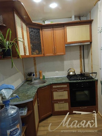 1 кімн. по вул.Новокузнецька,20, 6/9 - фото 1