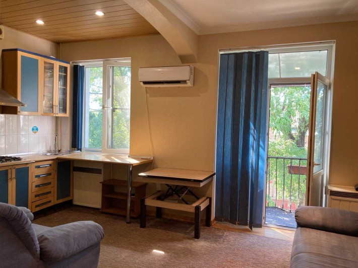 Оренда 1-кімнатної квартири в центрі міста - фото 1