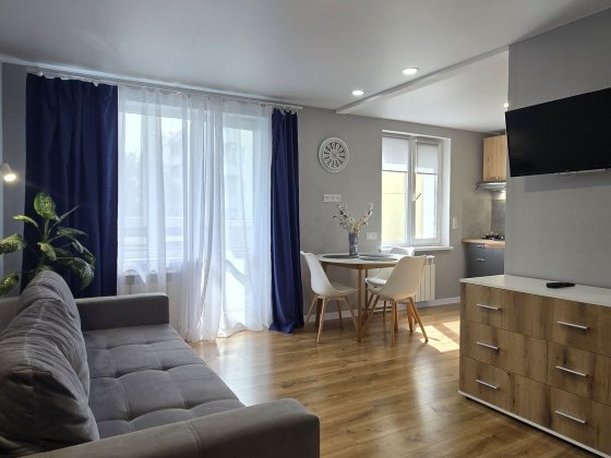 Сдам 1к сновым ремонтом пр-т Богдана Хмельницкого Дніпро