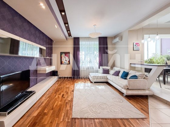 Vip 3 х кімн  100 м2 по Приходскій - перша здача