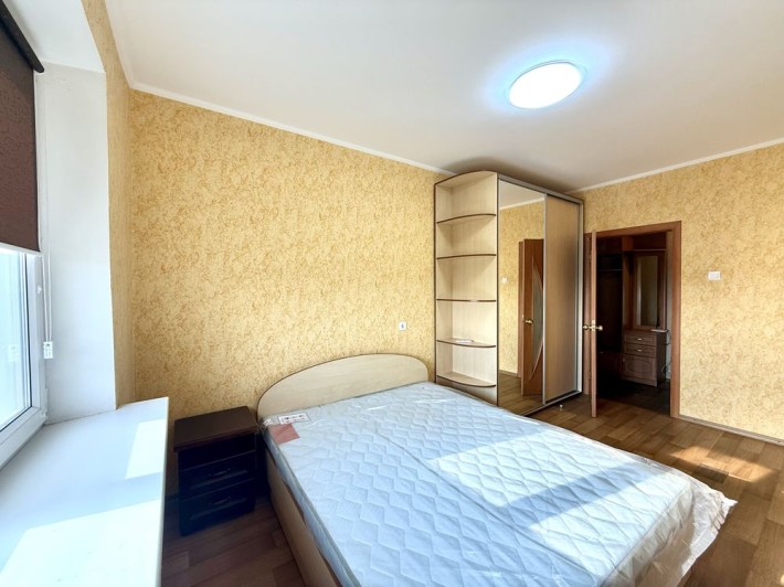 Здається в оренду 2 кімн квартира з паркомісцем  піски південний пески - фото 1