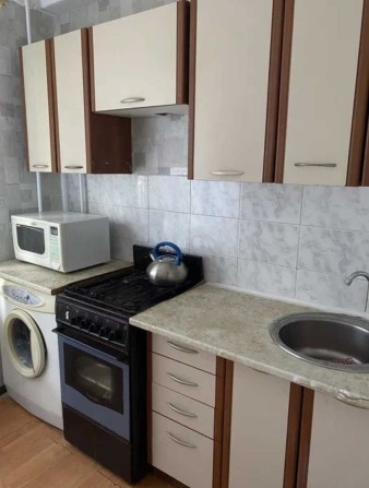 Сдается 2-х комн. квартира по ул. Чаривная, остановка Заводская - фото 1