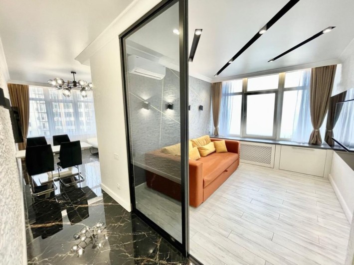 48 Жемчужина, 2 комн кв 60 метров, ВИД НА МОРЕ, ул. Каманина, Аркадия - фото 1