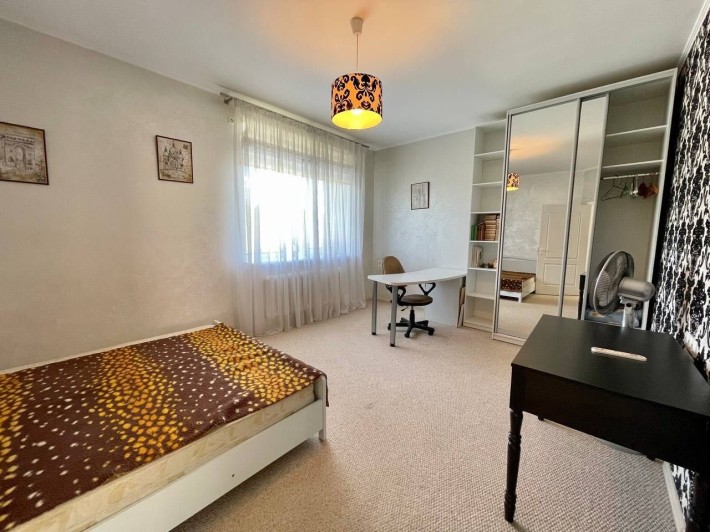 Аренда 2к Пр Богдана Хмельницкого Пр Поля Орлика Центр 5 минут Артёма - фото 1