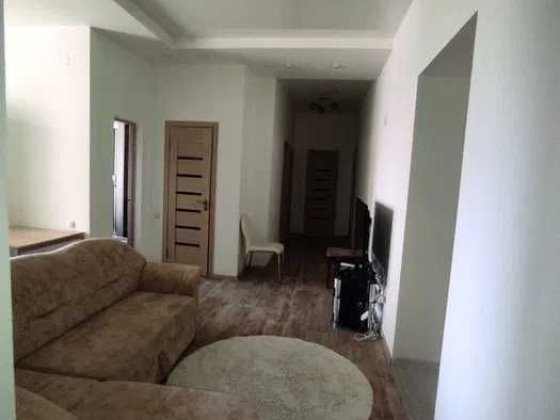 Сдам просторную 4к квартиру пр Яворницкого верх рн парк Шевченко Днепр