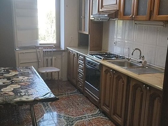 Сдам 3 х ква. На Дзержинского Николаев