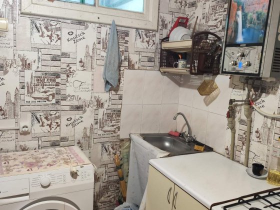 Здається 1 кімнатна квартира 1поверх Ліски 1 кп поруч з зупинкою Николаев