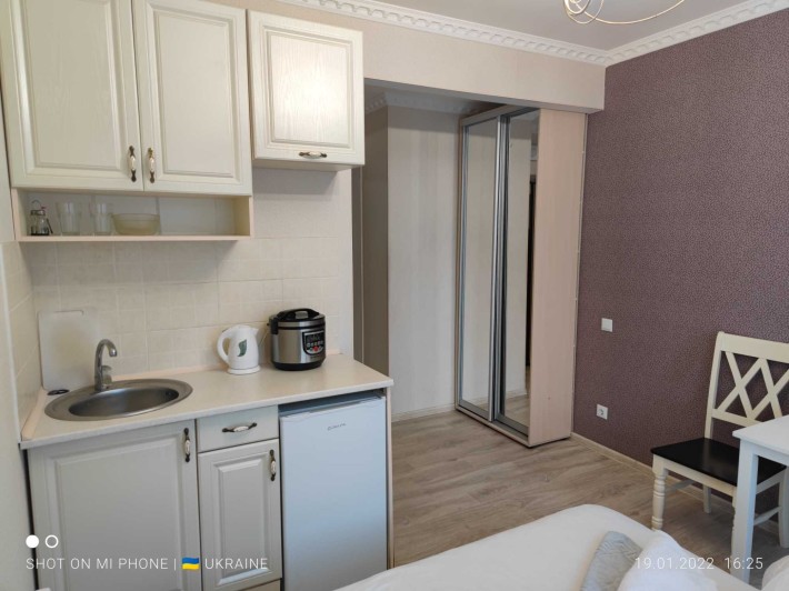 Хозяин, сдам уютное жилье в центре Одессы от 6000 грн
6 500 грн. - фото 1