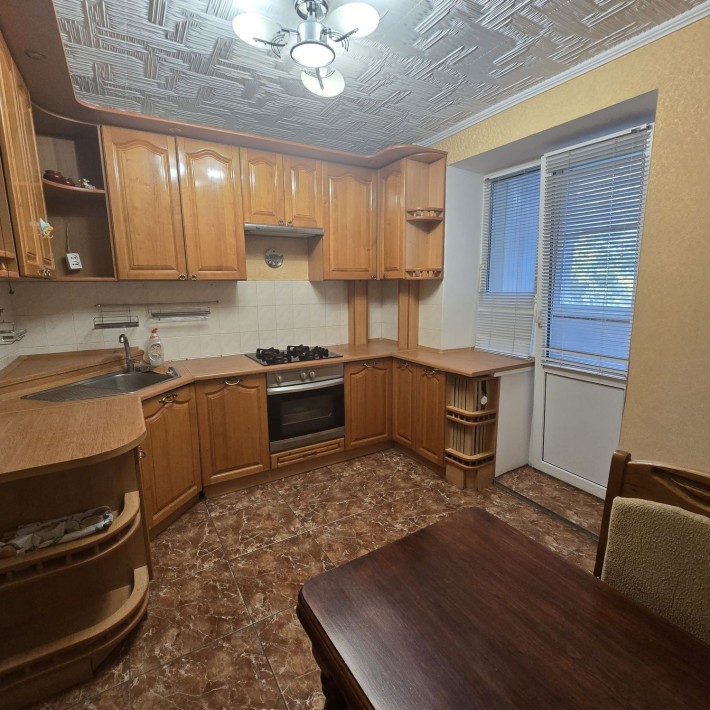 Оренда 3 кімнатна Сухий  Фонтан вулиця Правди актуально - фото 1