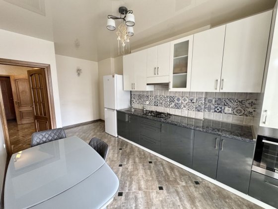 Оренда 1кім квартира по вул. Залізнична (Шевченка) ЖК Веселка Львов