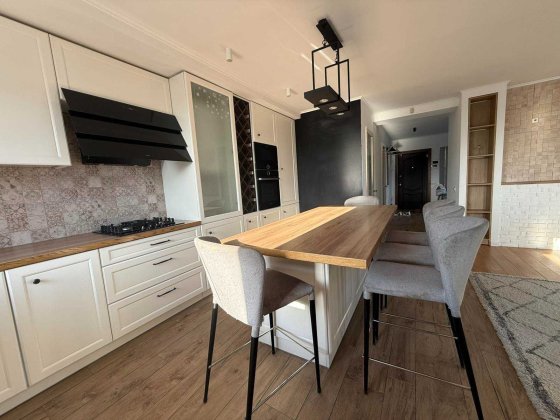 Оренда просторої дворівневої квартири  на вул. Калнишевського Львів