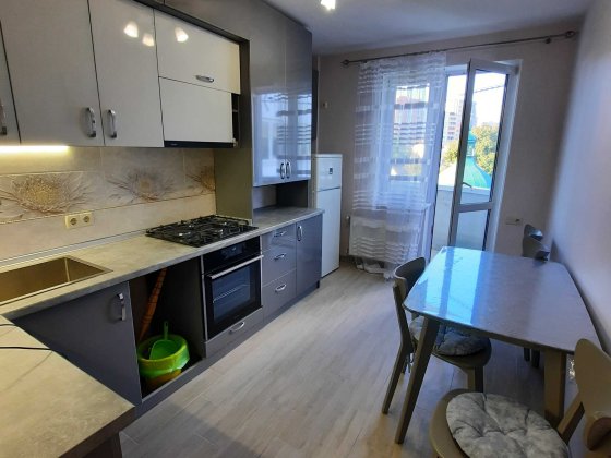 Здам в оренду 2-х кімнатну квартиру на вул.Замарстинівській Львів