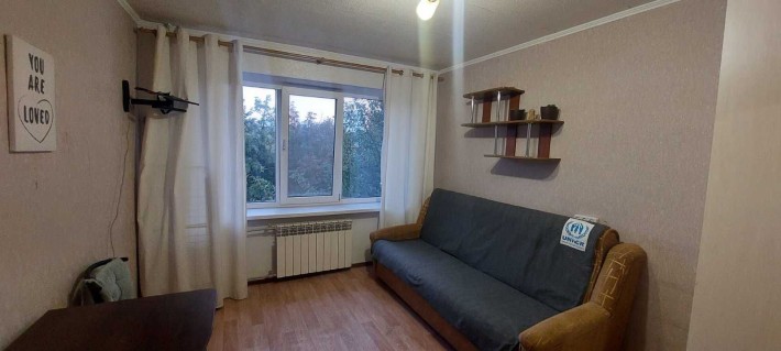 Сдам 1 квартиру-студию, 2 этаж, метро Студенческая  Класс - фото 1