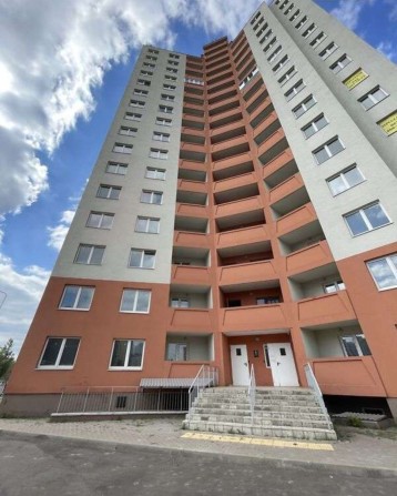 Продаж 1-к квартири вул. Милославська 18 - фото 1