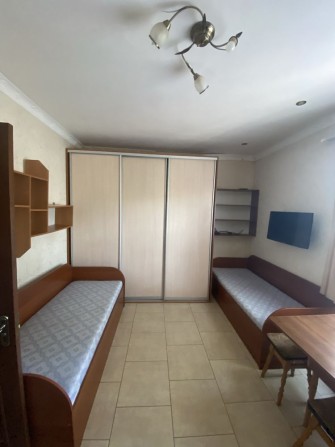 Койко-місце для студентів біля Податкового університету - фото 1