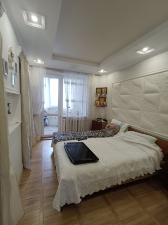 Здам ліжко -місце для проживання дівчини. Шухевича. - фото 1